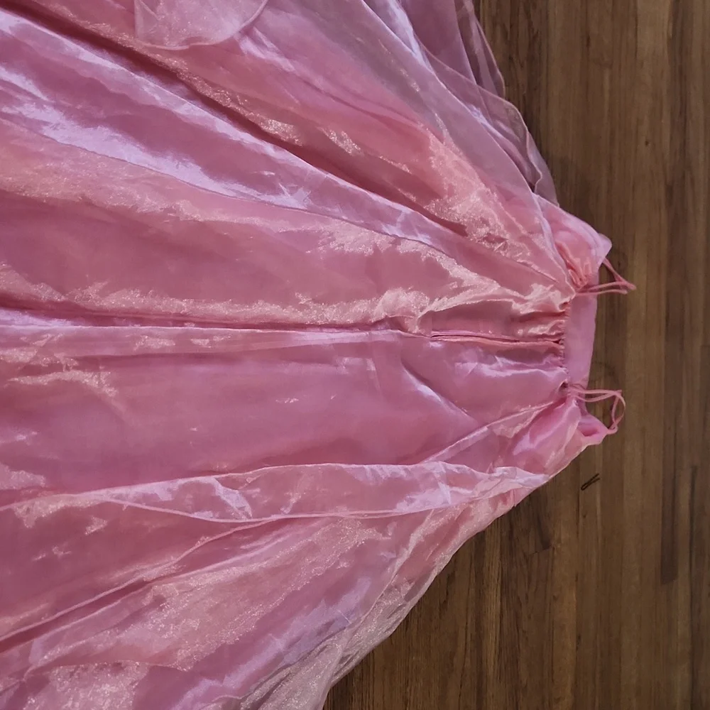 Pink - Picture 3 of 4